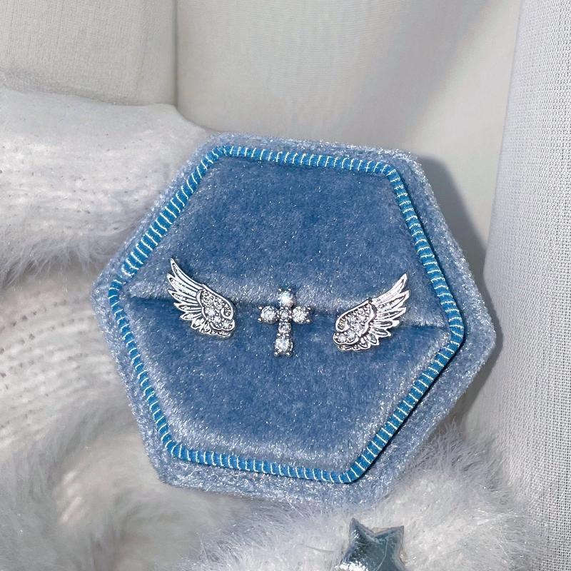 Orecchini a Croce con Ali d'An - Luxury Lifestyle Jewelry recensione e prezzo